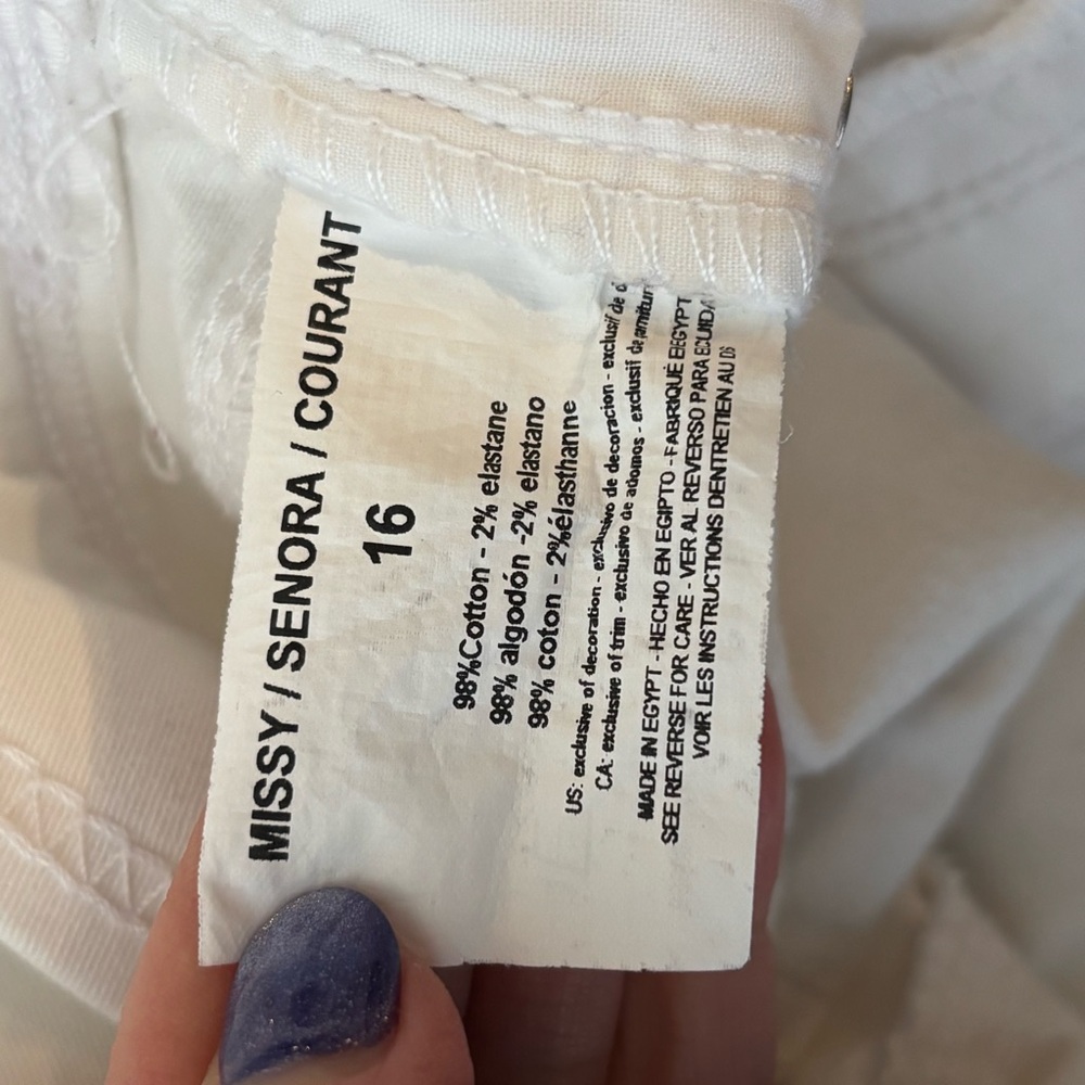 Gloria Vanderbilt Avery Slimming Classic White Bermuda Shorts Size 16 - Picture 5 of 9